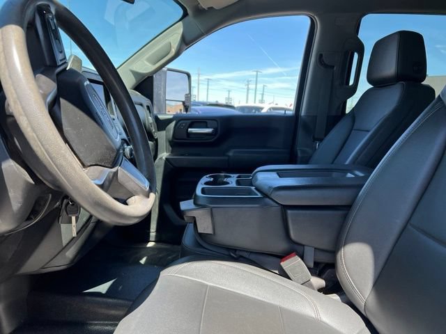 Used 2021 GMC Sierra 3500 4x4 Crew Cab w/ Convenience Package image 11