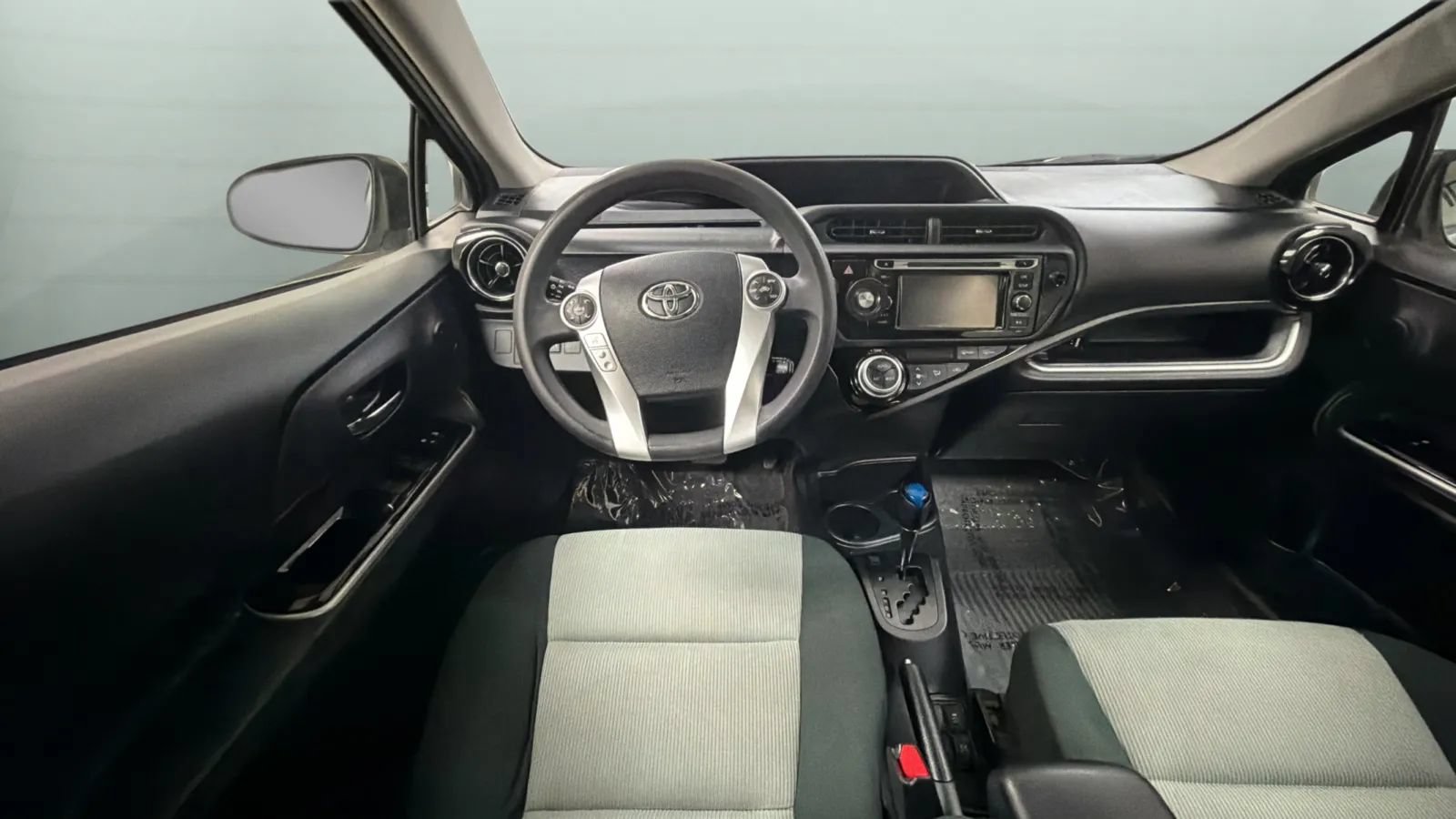 Used 2015 Toyota Prius C Two FWD image 11