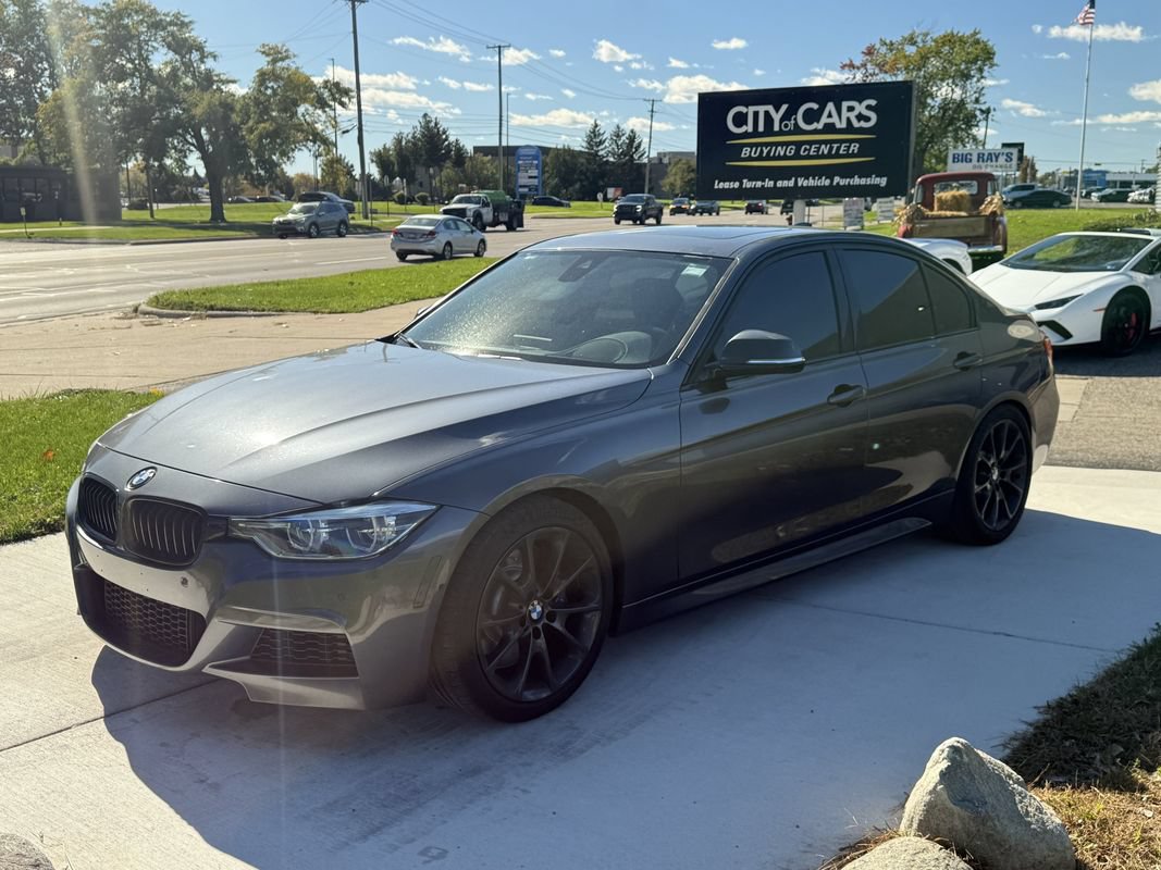 Used 2017 BMW 340i xDrive Sedan AWD/4WD image 1