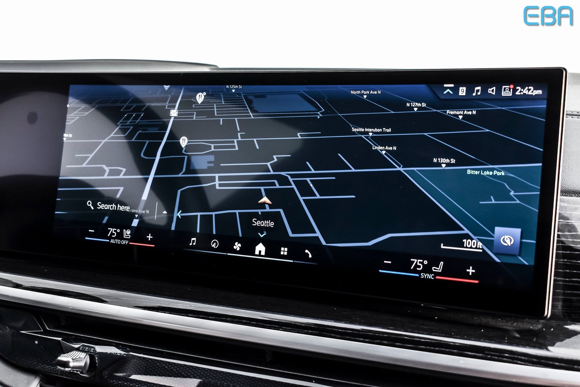 Used 2025 BMW X6 xDrive40i w/ Executive Package image 26