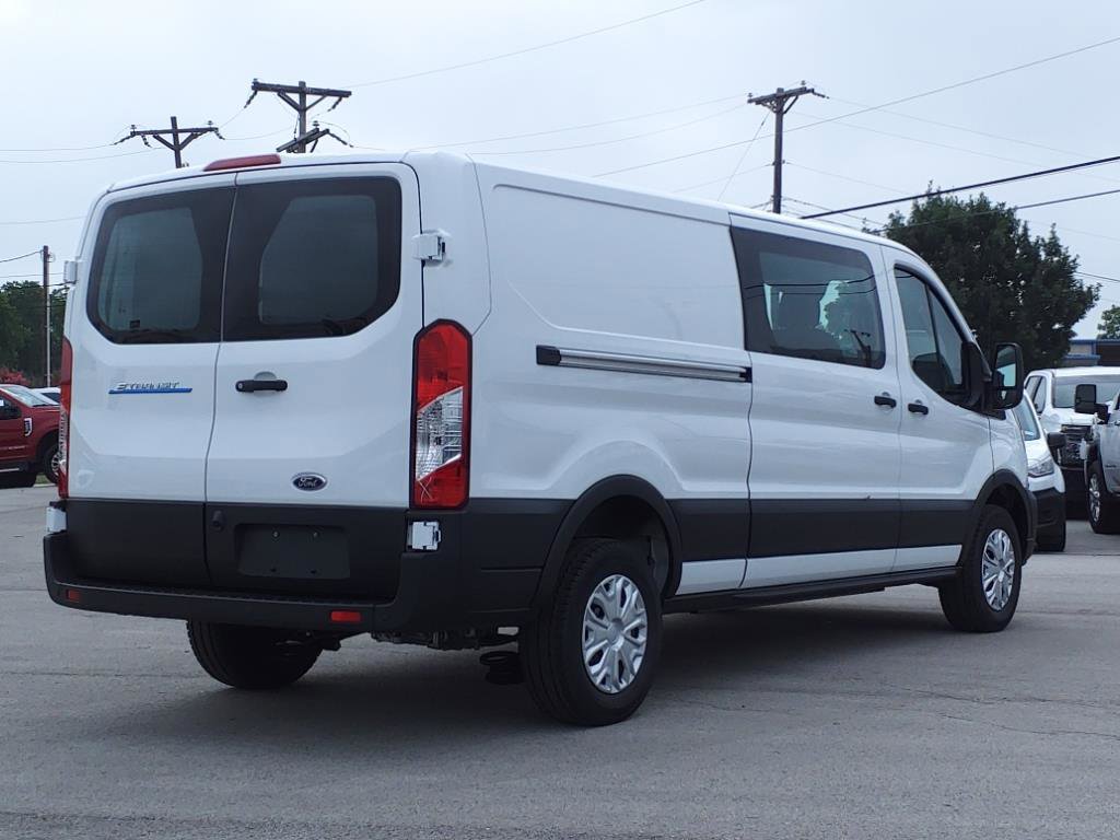 Used 2023 Ford E-Transit Low Roof image 3