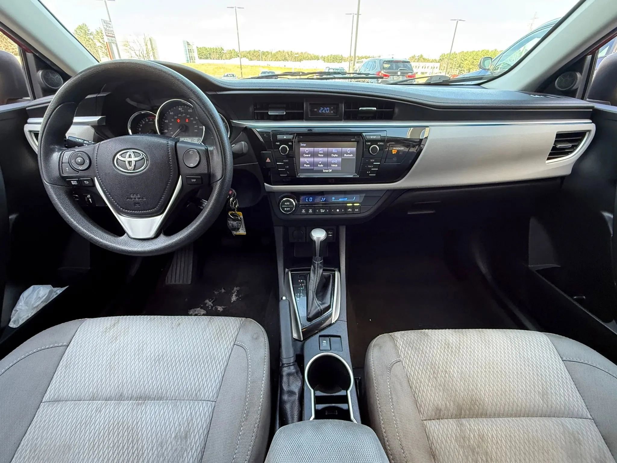 Used 2016 Toyota Corolla L image 3