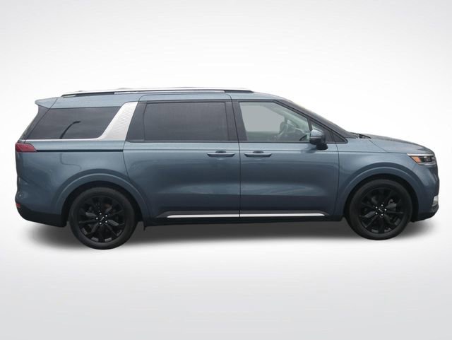 Used 2024 Kia Carnival SX Prestige image 9