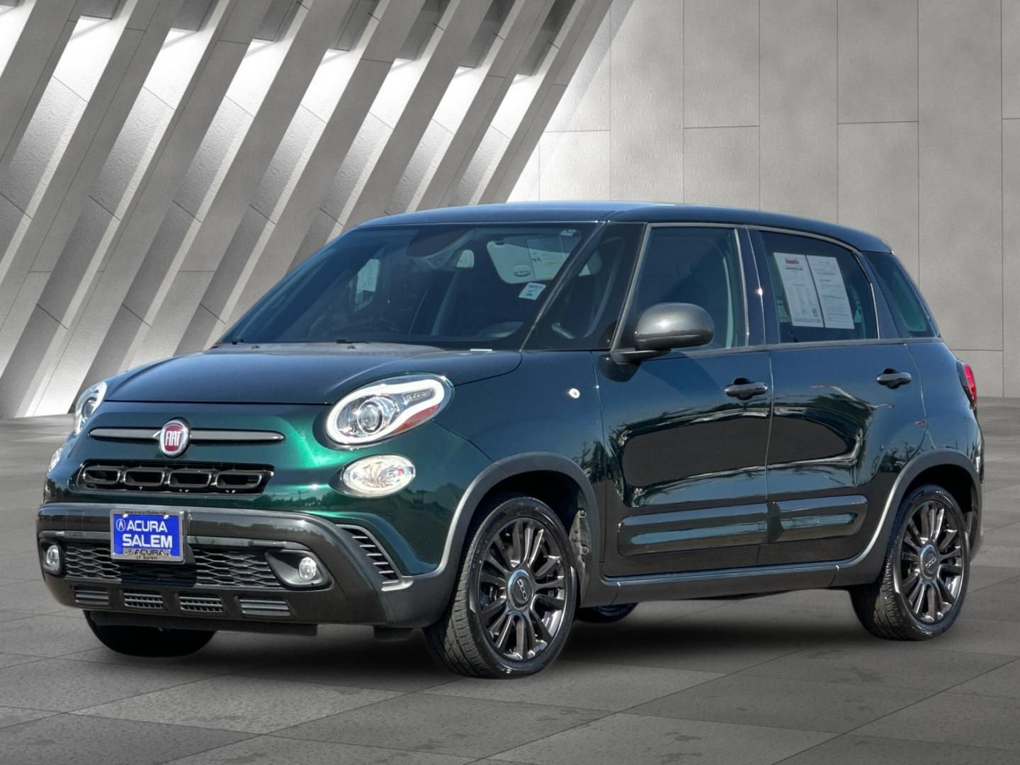 Used 2020 FIAT 500L Trekking w/ Popular Equipment Group FWD image 8