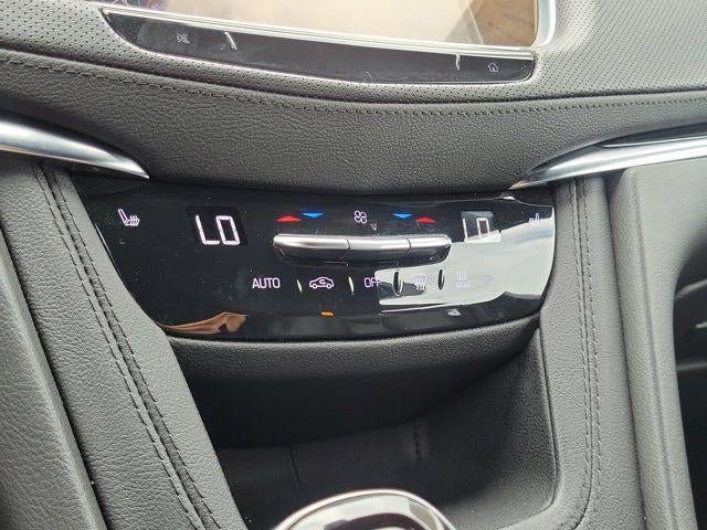 Certified 2023 Cadillac XT6 Luxury FWD image 26