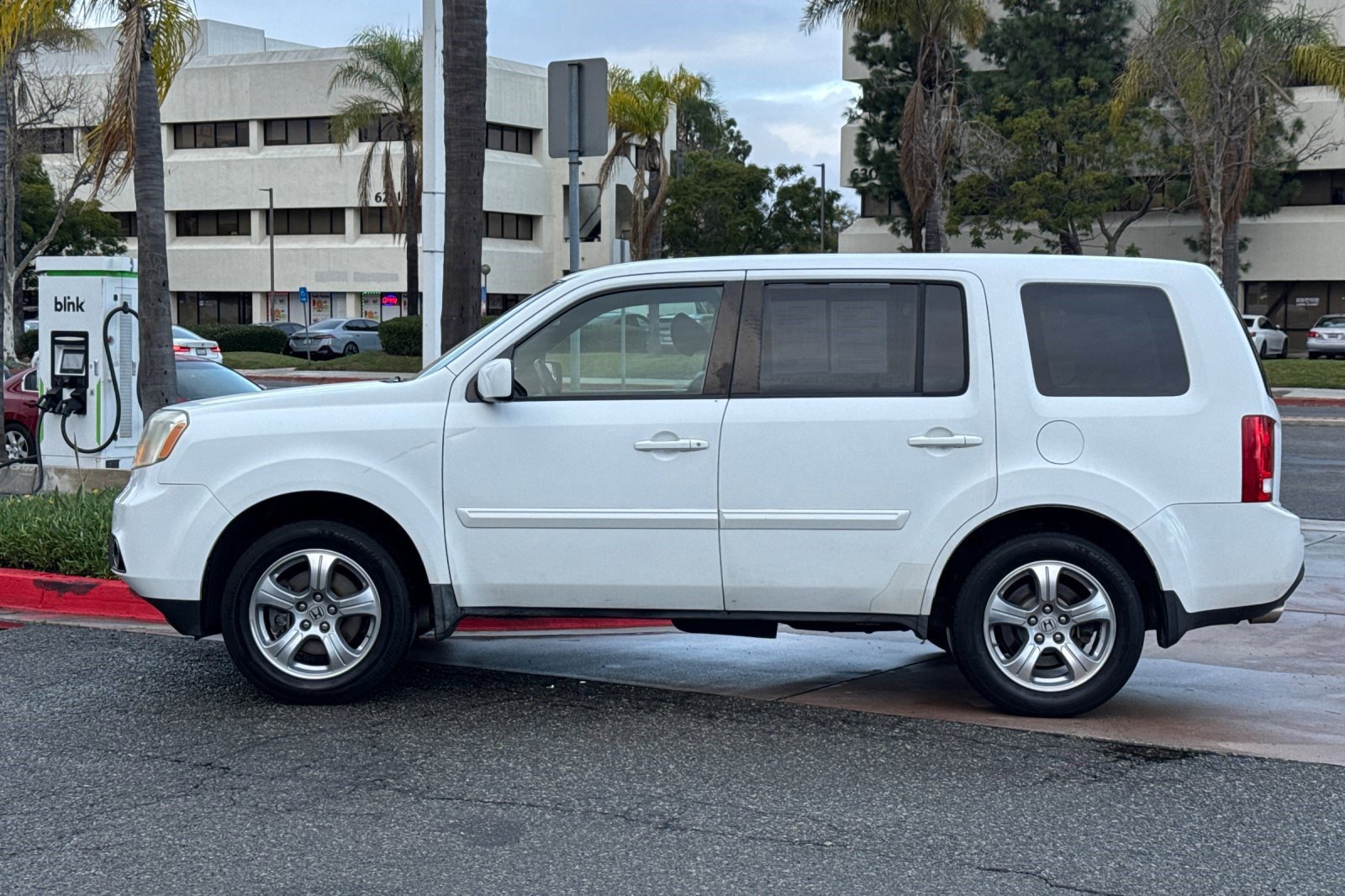 Used 2012 Honda Pilot EX-L image 2