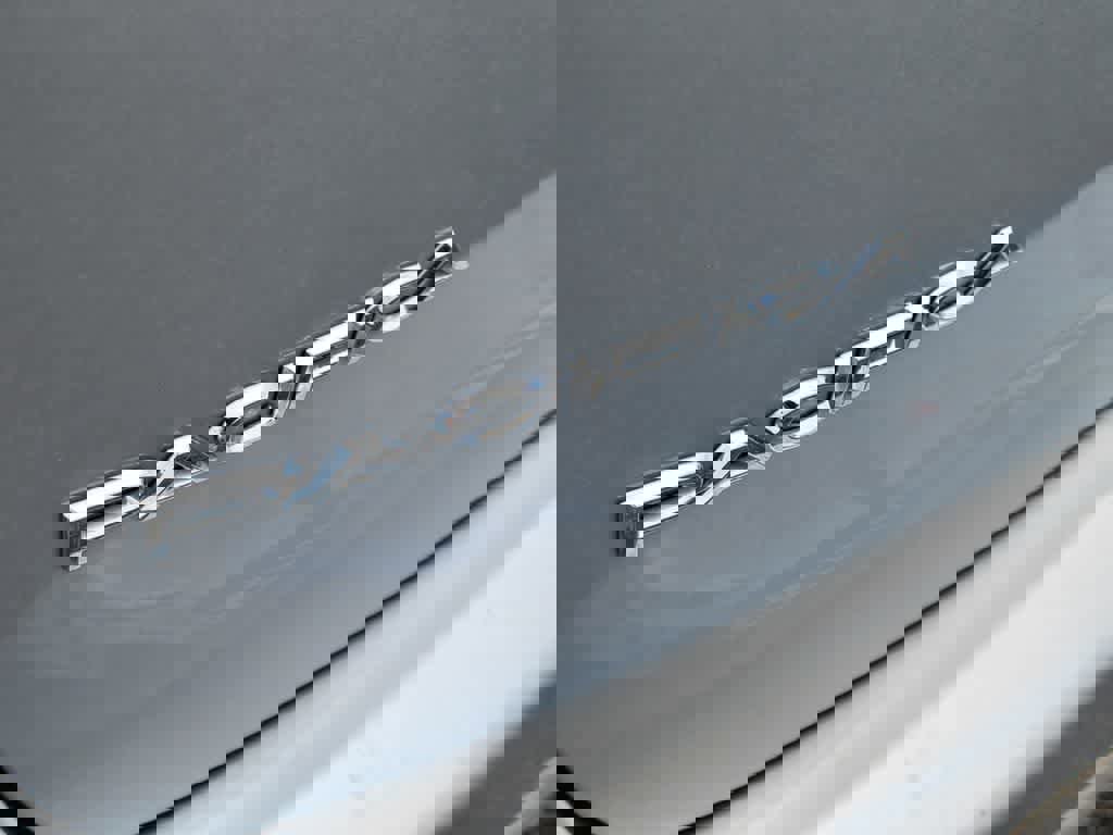 Used 2023 Chrysler Pacifica Touring-L image 5