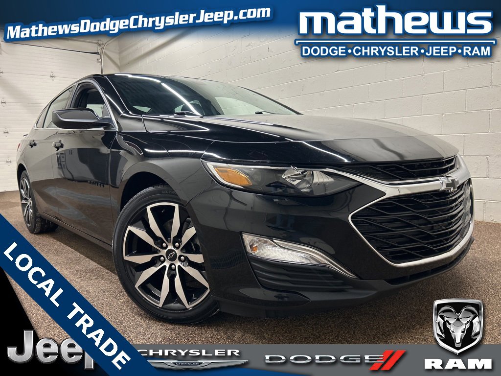 Used 2022 Chevrolet Malibu RS image 1