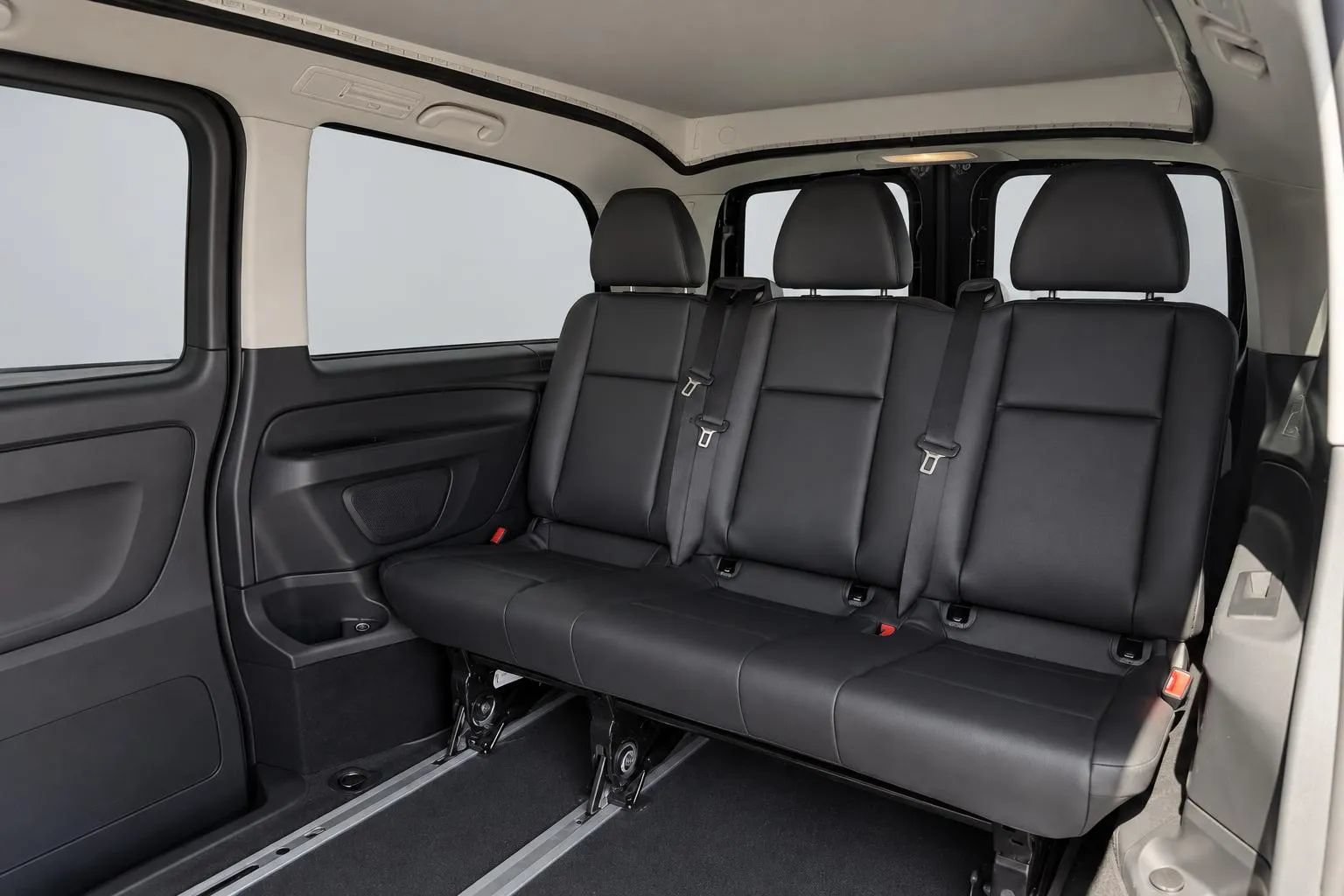 Used 2020 Mercedes-Benz Metris Passenger image 11