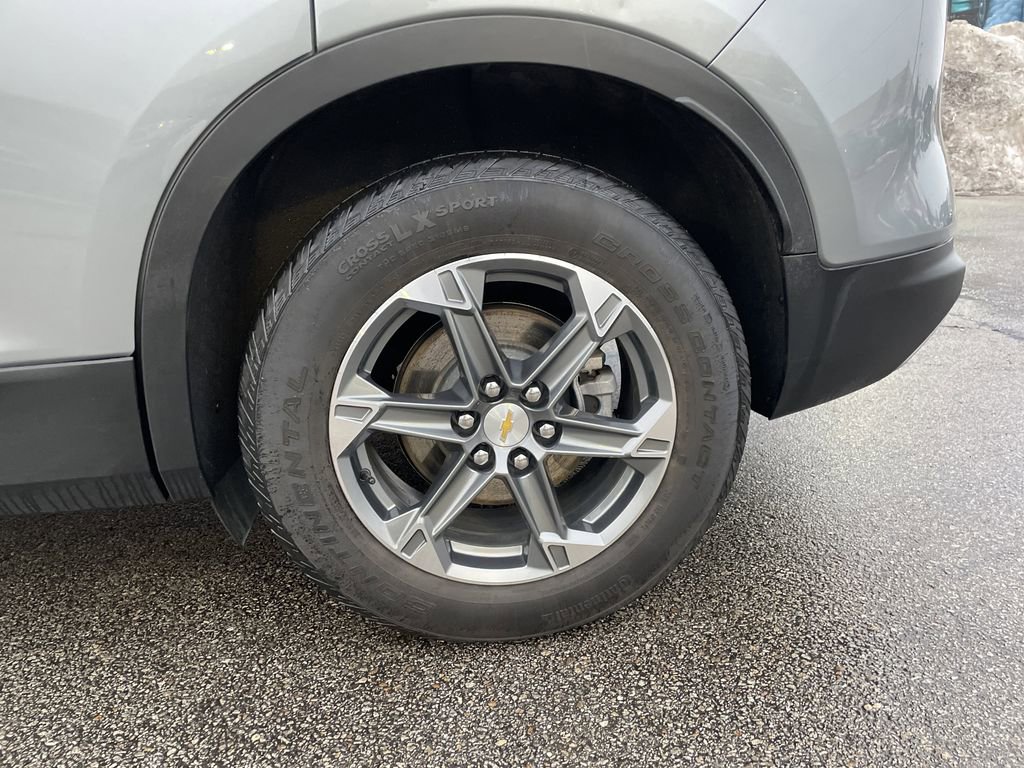 Used 2025 Chevrolet Blazer LT image 10