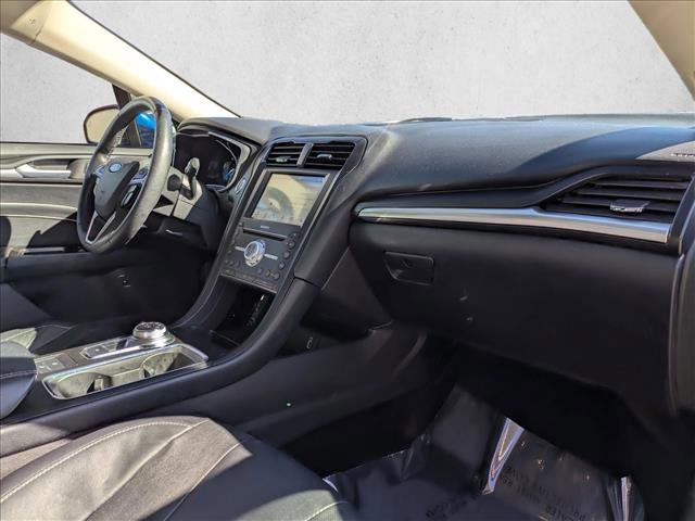 Used 2017 Ford Fusion Titanium image 30