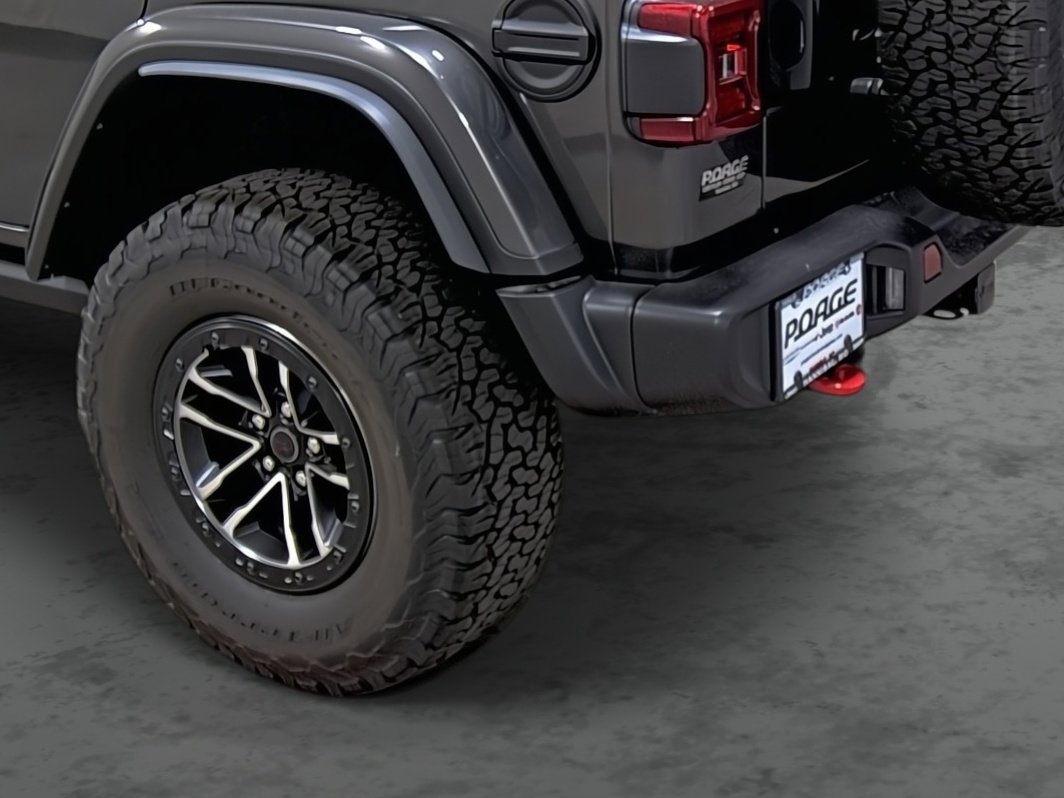 New 2025 Jeep Wrangler Unlimited Rubicon w/ XTREMEE 35" Tire Package image 9