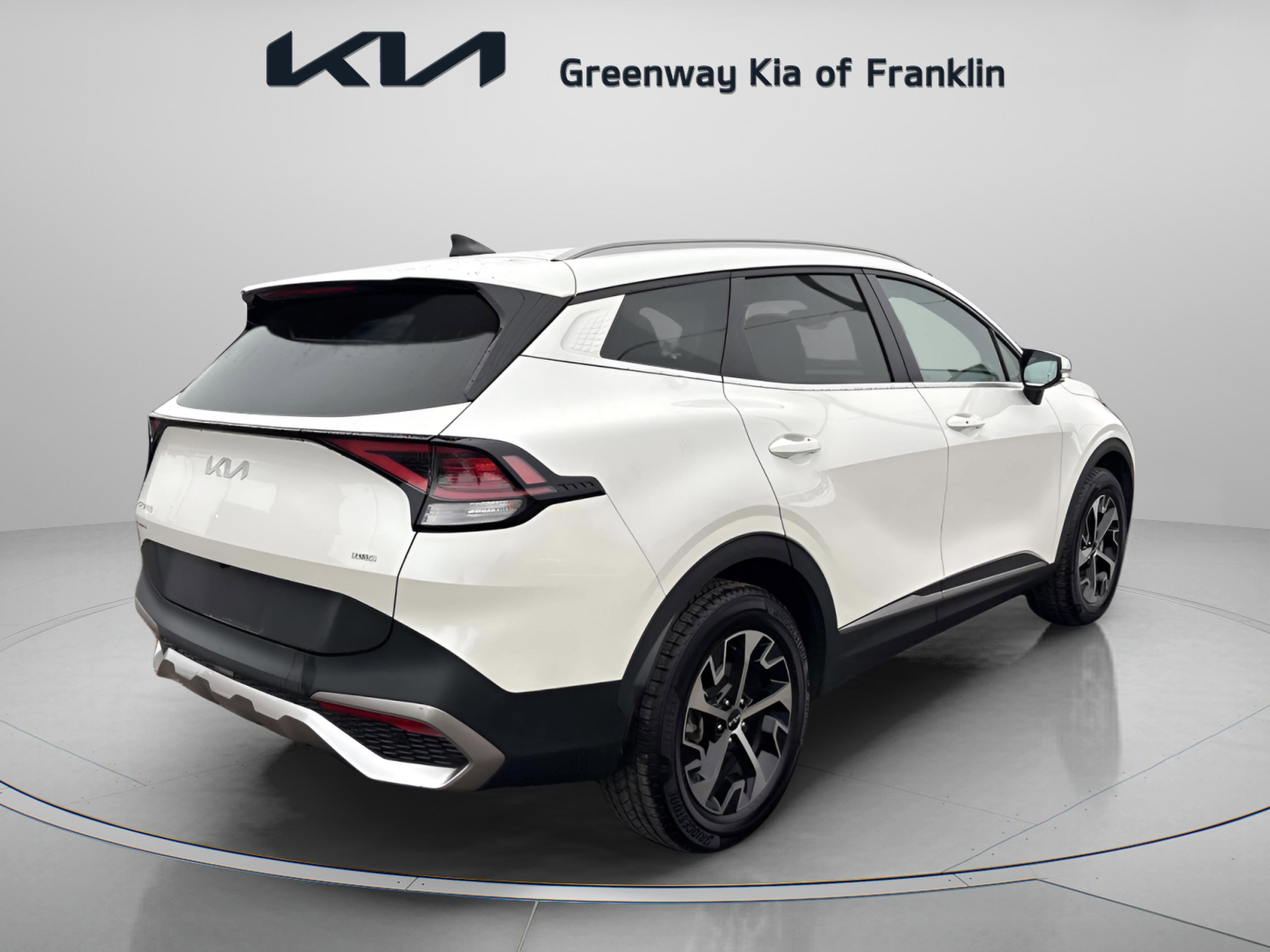 Used 2023 Kia Sportage EX image 7