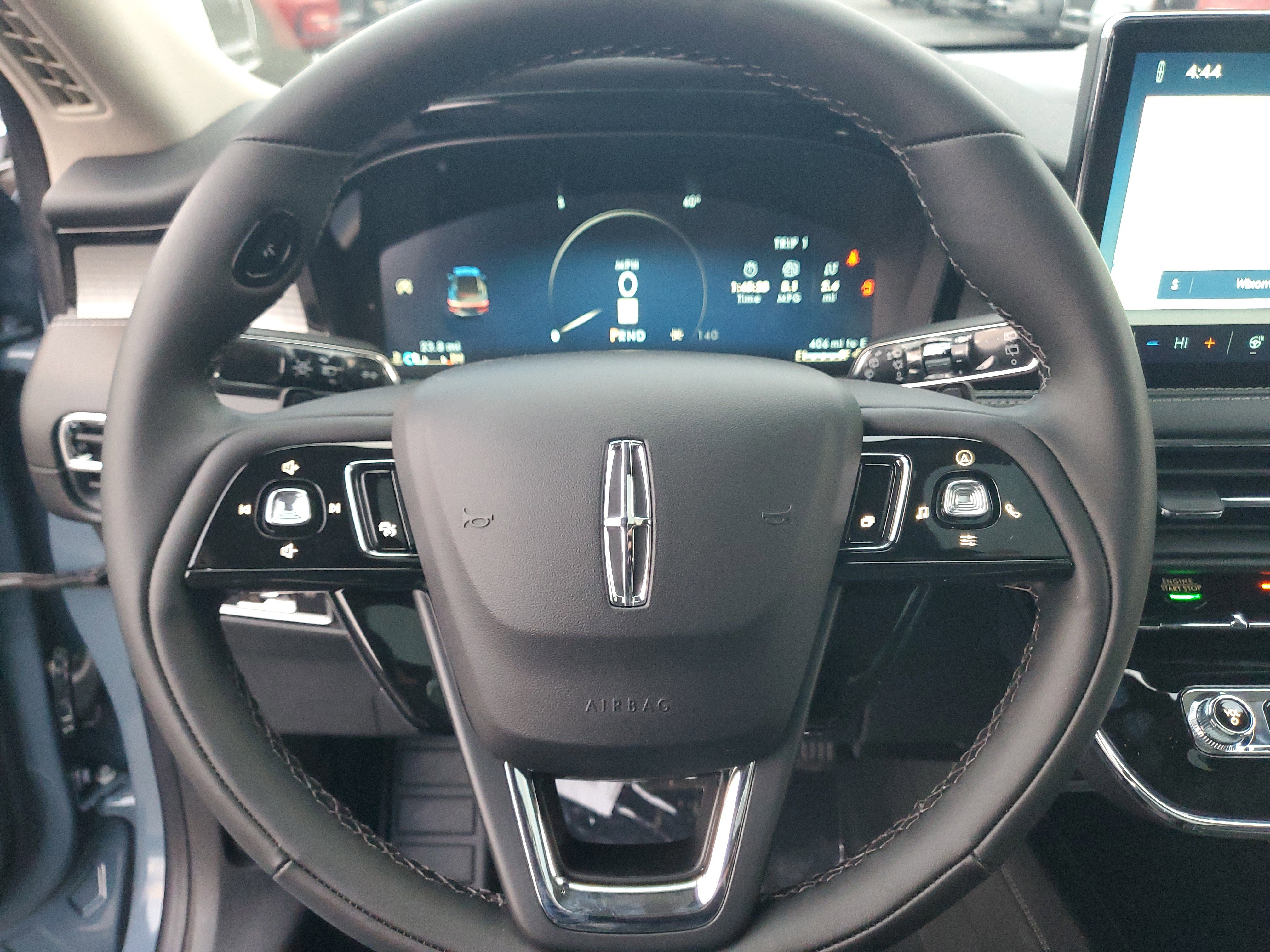 New 2026 Lincoln Corsair Premiere image 16