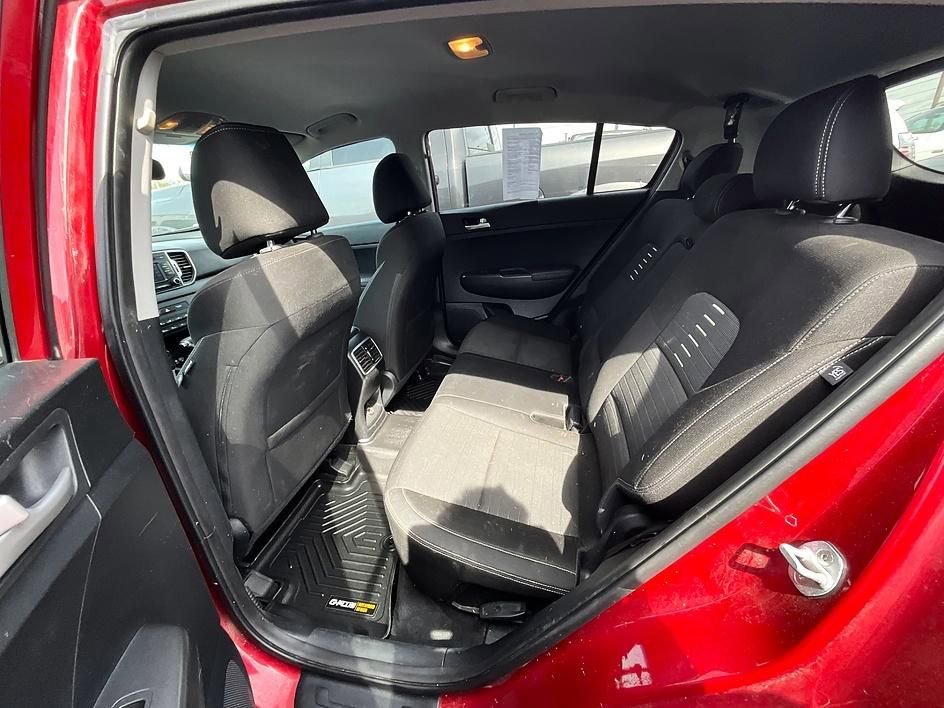 Used 2018 Kia Sportage LX AWD/4WD image 25