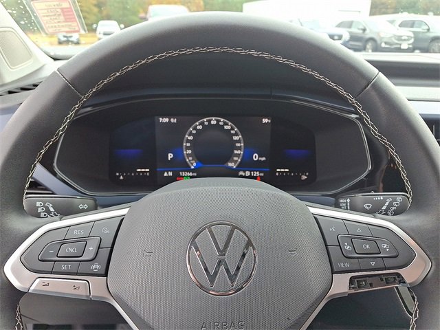 Used 2022 Volkswagen Taos SE image 18