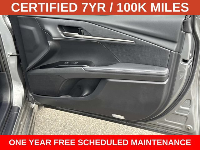 Used 2025 Toyota Camry XSE FWD image 8