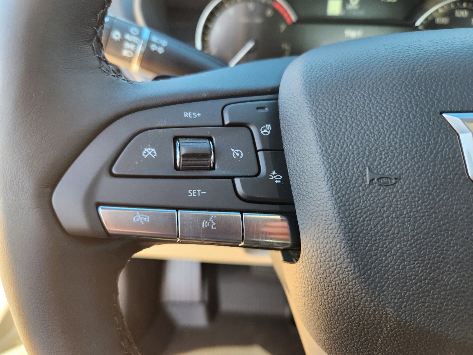 New 2025 Cadillac CT4 Premium Luxury image 29