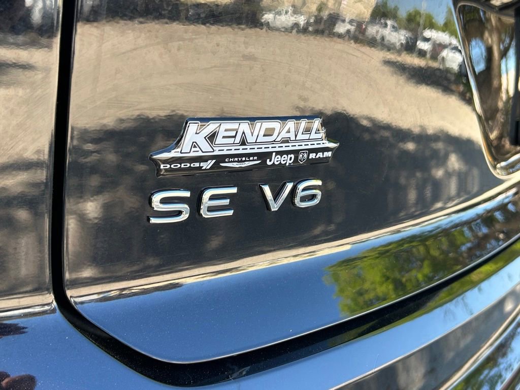 Used 2020 Volkswagen Atlas Cross Sport SE w/ Towing Package image 29