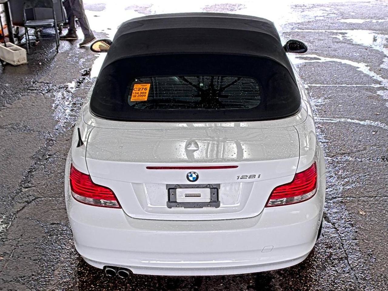Used 2009 BMW 128i Convertible RWD image 3