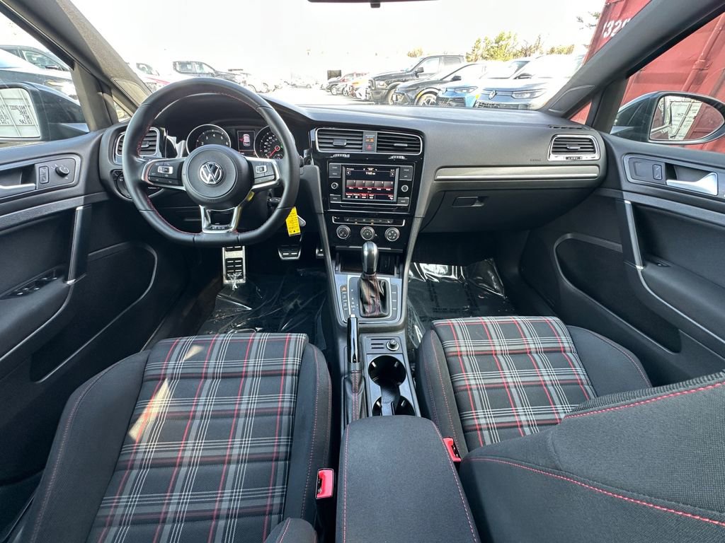 Used 2020 Volkswagen GTI S image 24