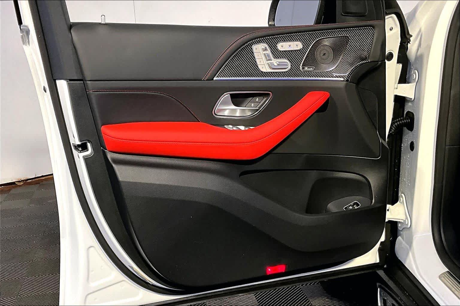 New 2026 Mercedes-Benz GLE 63 AMG S image 11