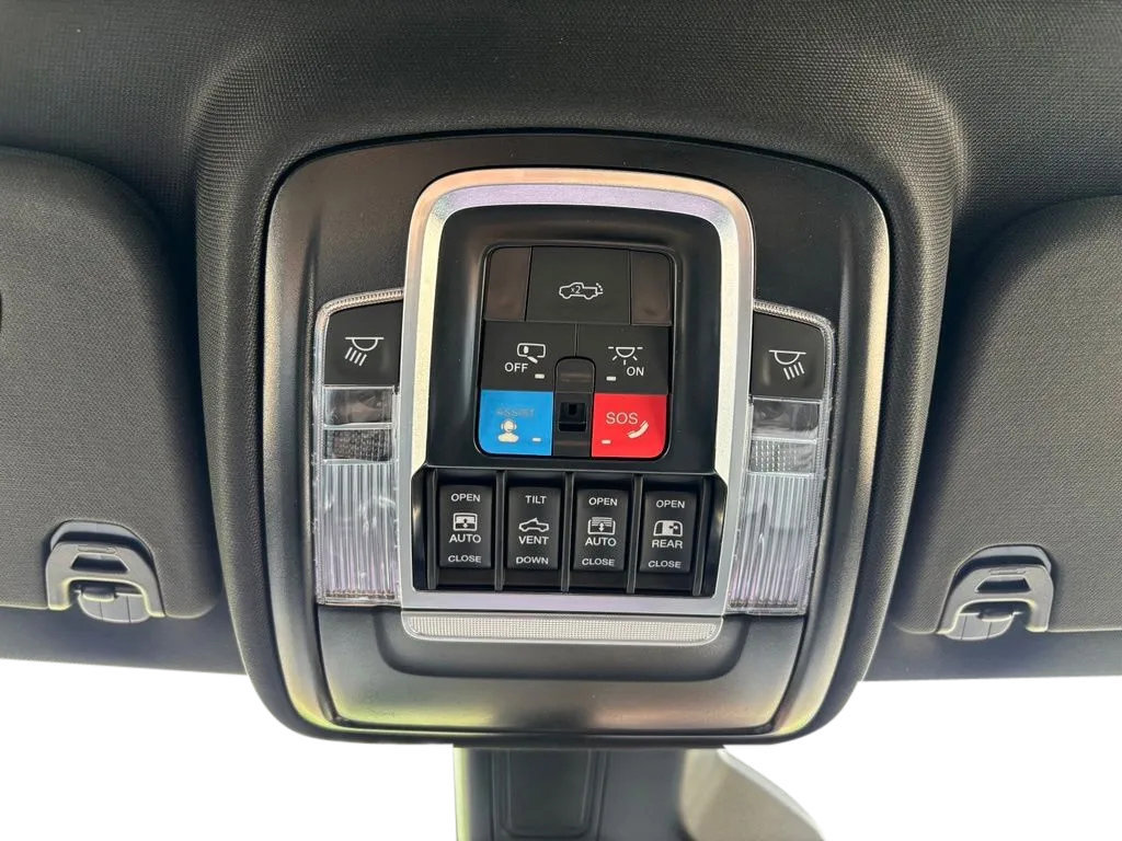 New 2027 RAM 1500 Limited AWD/4WD image 25