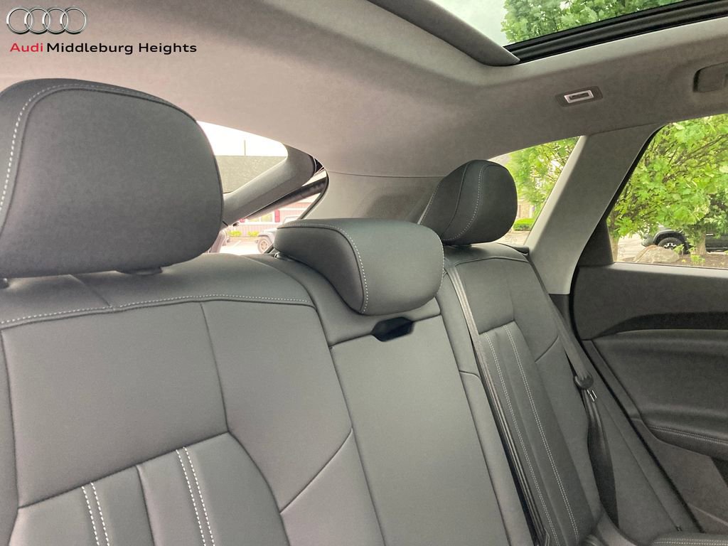 New 2025 Audi Q5 Premium Plus image 25