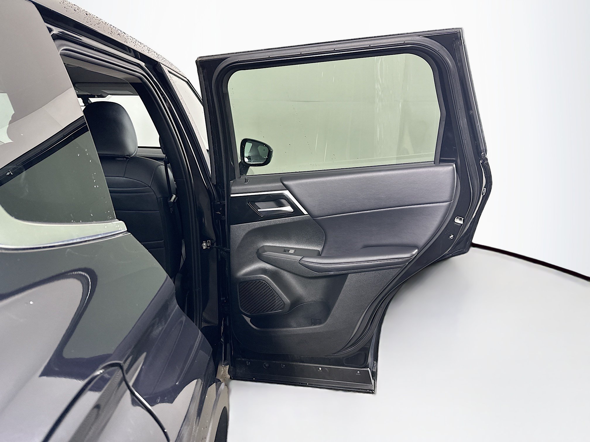 Used 2024 Mitsubishi Outlander SE AWD/4WD image 31