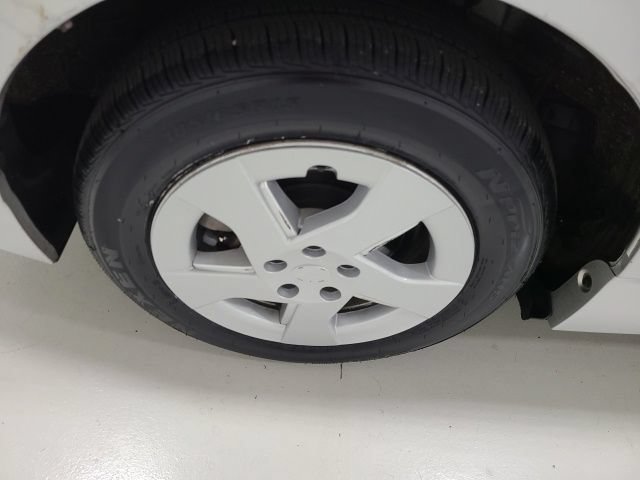 Used 2011 Toyota Prius Four FWD image 32