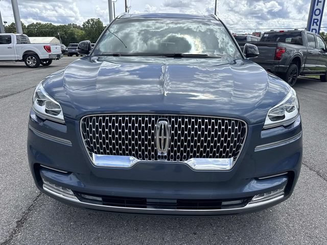 Used 2020 Lincoln Aviator Reserve w/ Equipment Group 202A AWD/4WD image 2