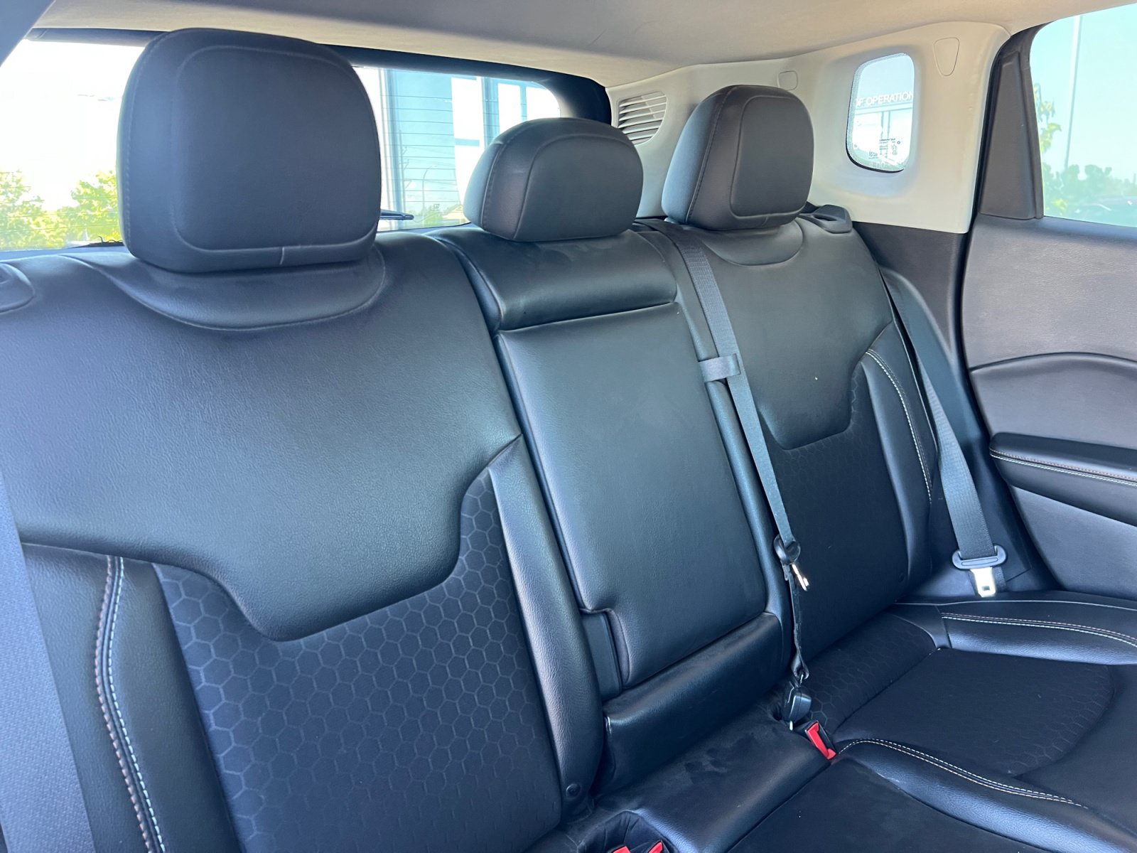 Used 2020 Jeep Compass Latitude FWD image 18