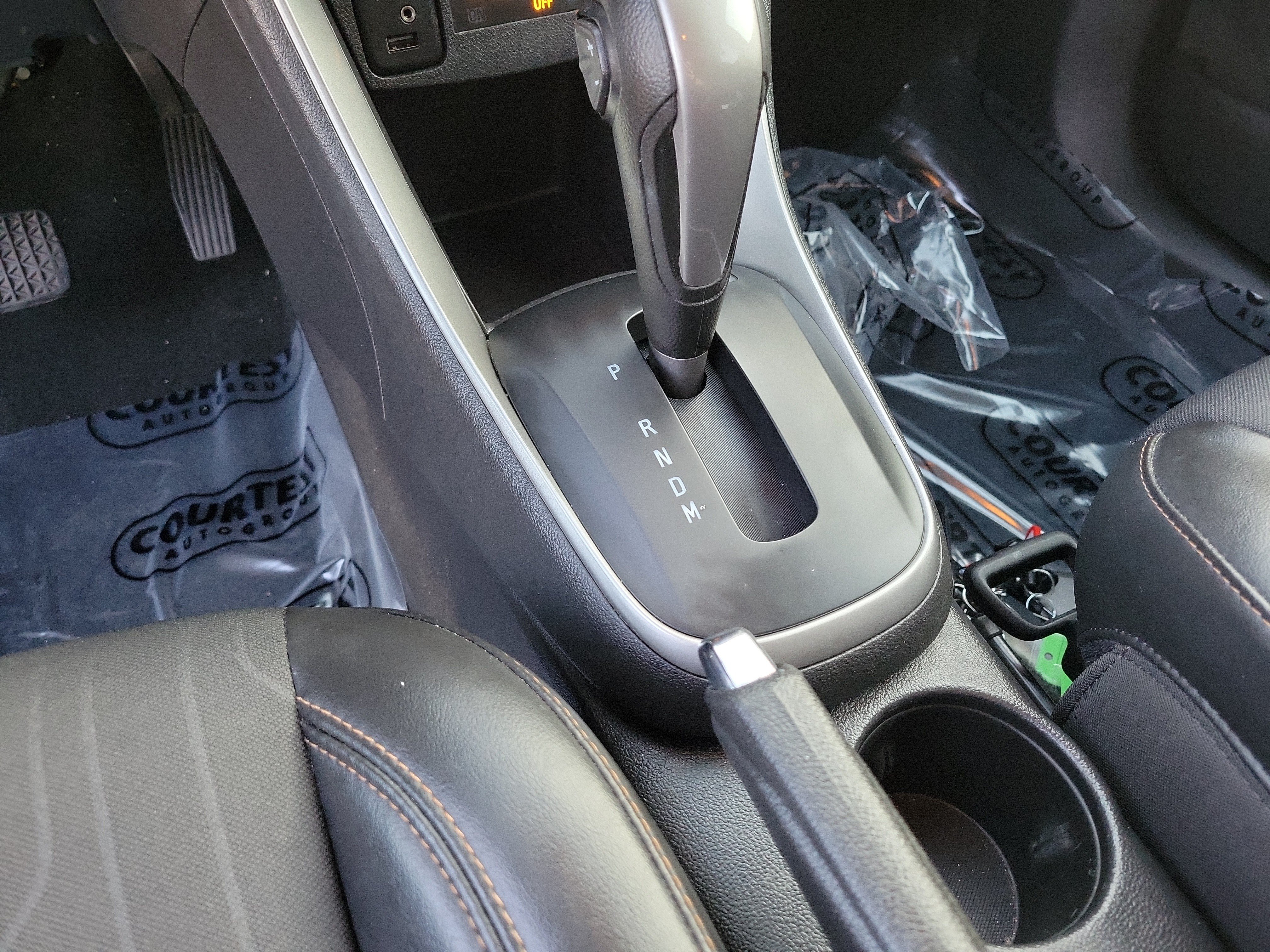 Used 2021 Chevrolet Trax LT FWD image 26