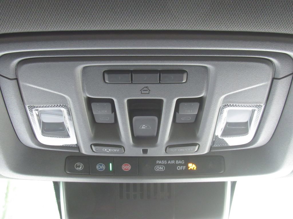 Used 2024 GMC Sierra 1500 Denali w/ Denali Reserve Package AWD/4WD image 29