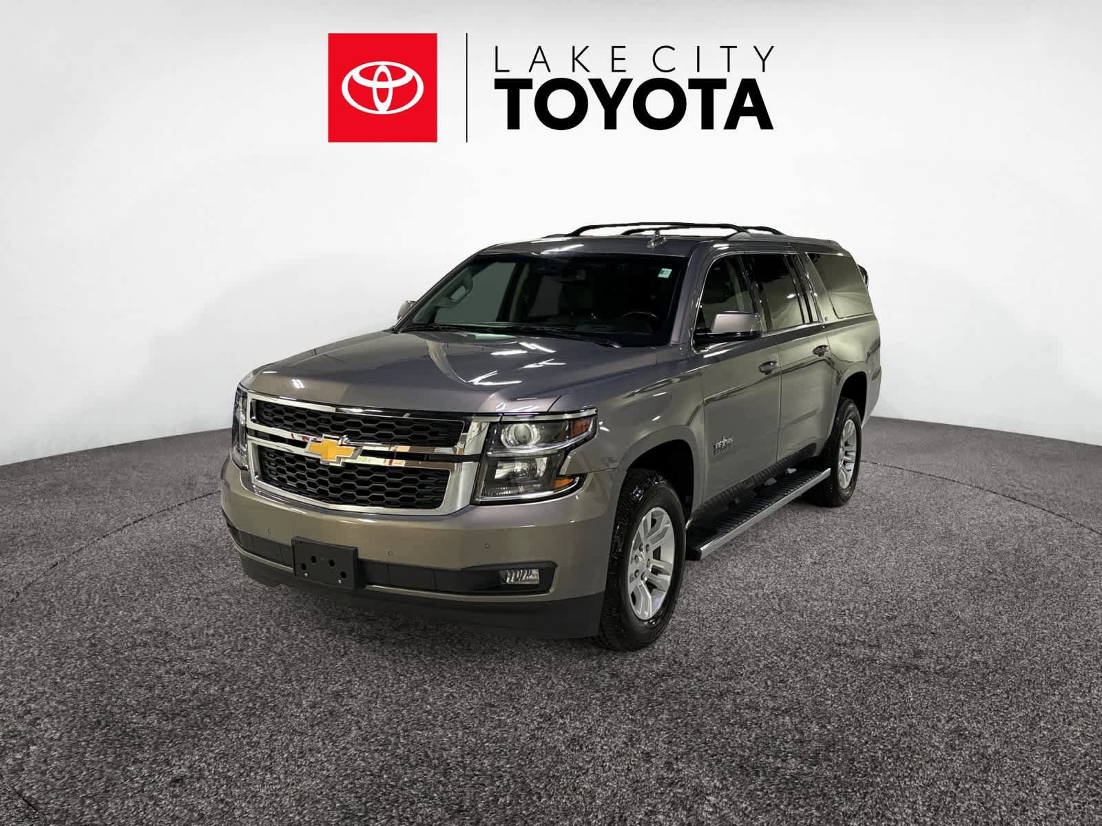 Used 2018 Chevrolet Suburban LT w/ Texas Edition Package RWD image 1