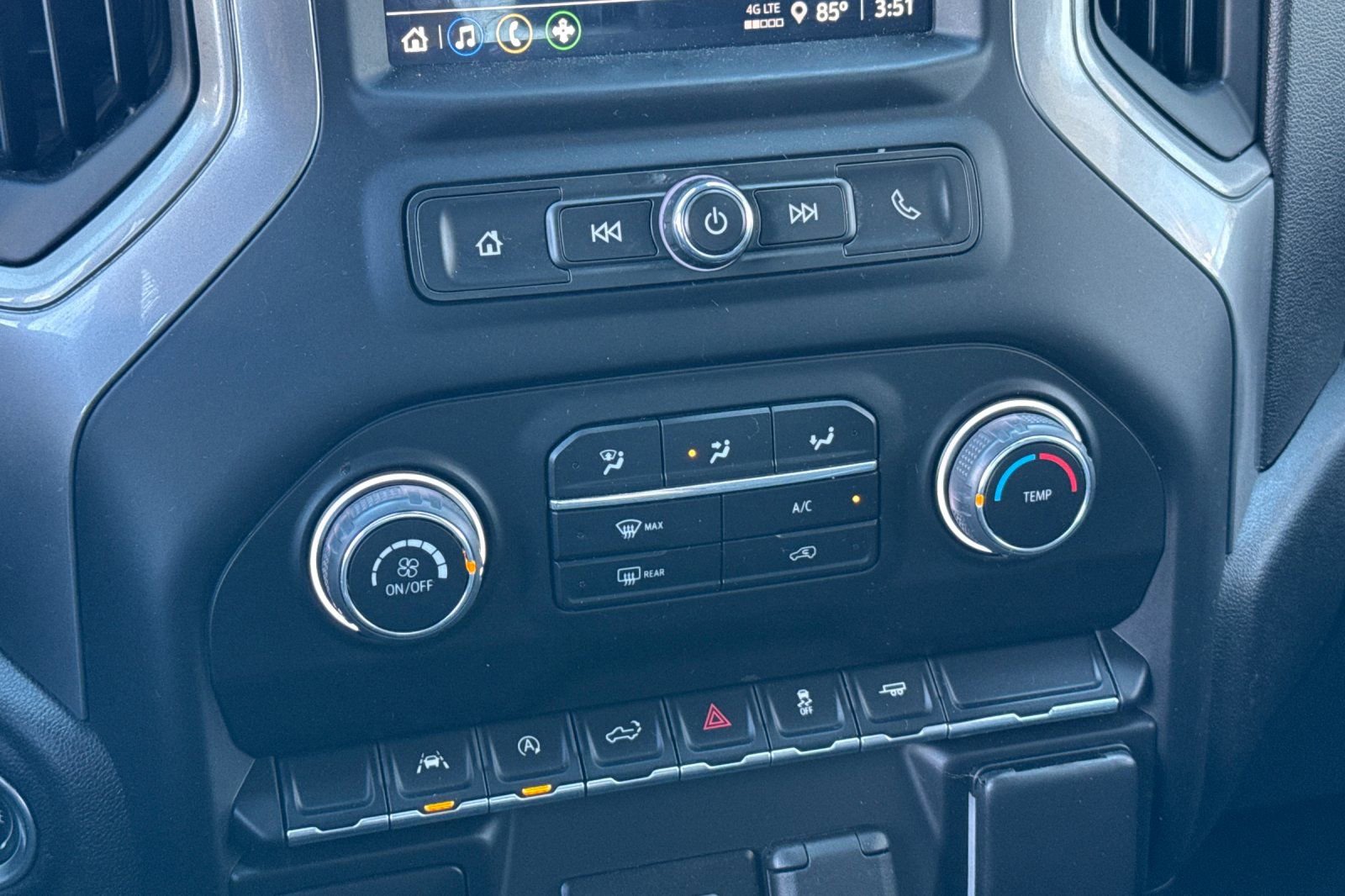 Used 2022 Chevrolet Silverado 1500 Custom image 30
