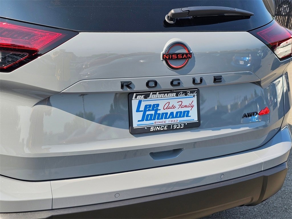 New 2026 Nissan Rogue SV image 21
