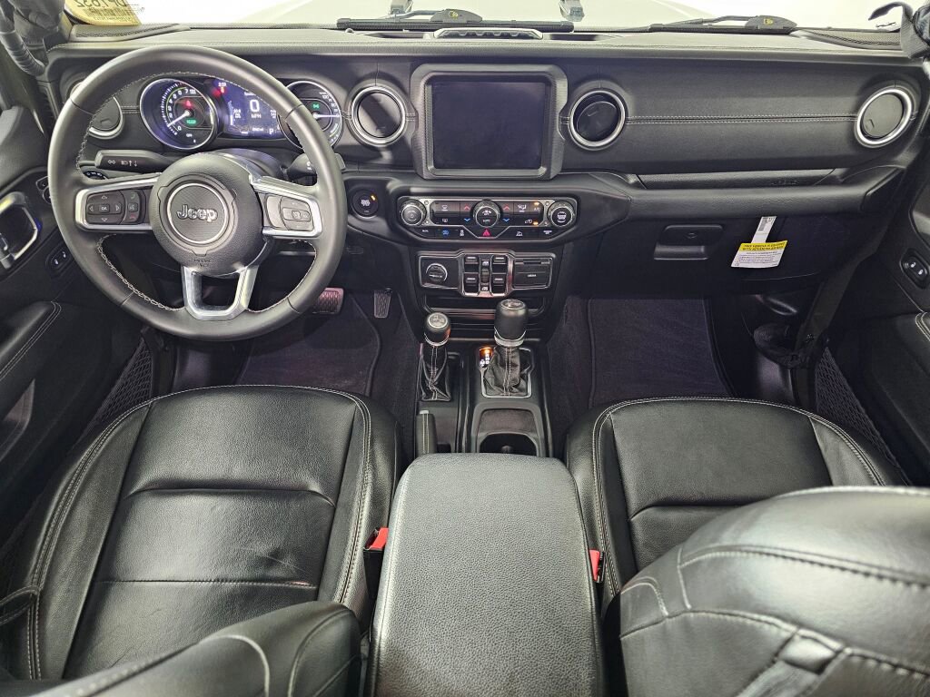 Used 2022 Jeep Wrangler Unlimited Sahara image 20
