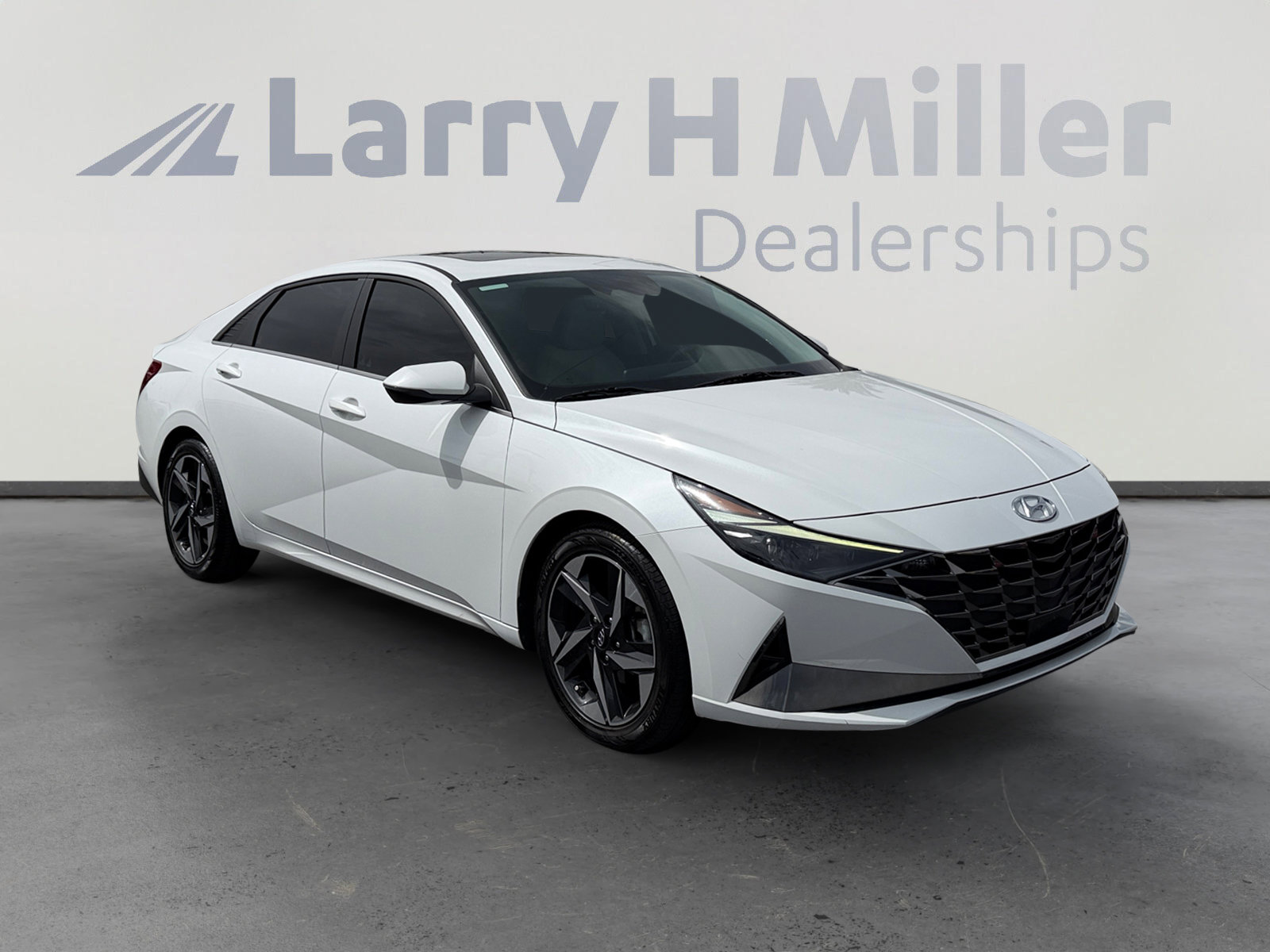 Used 2021 Hyundai Elantra Limited FWD image 7