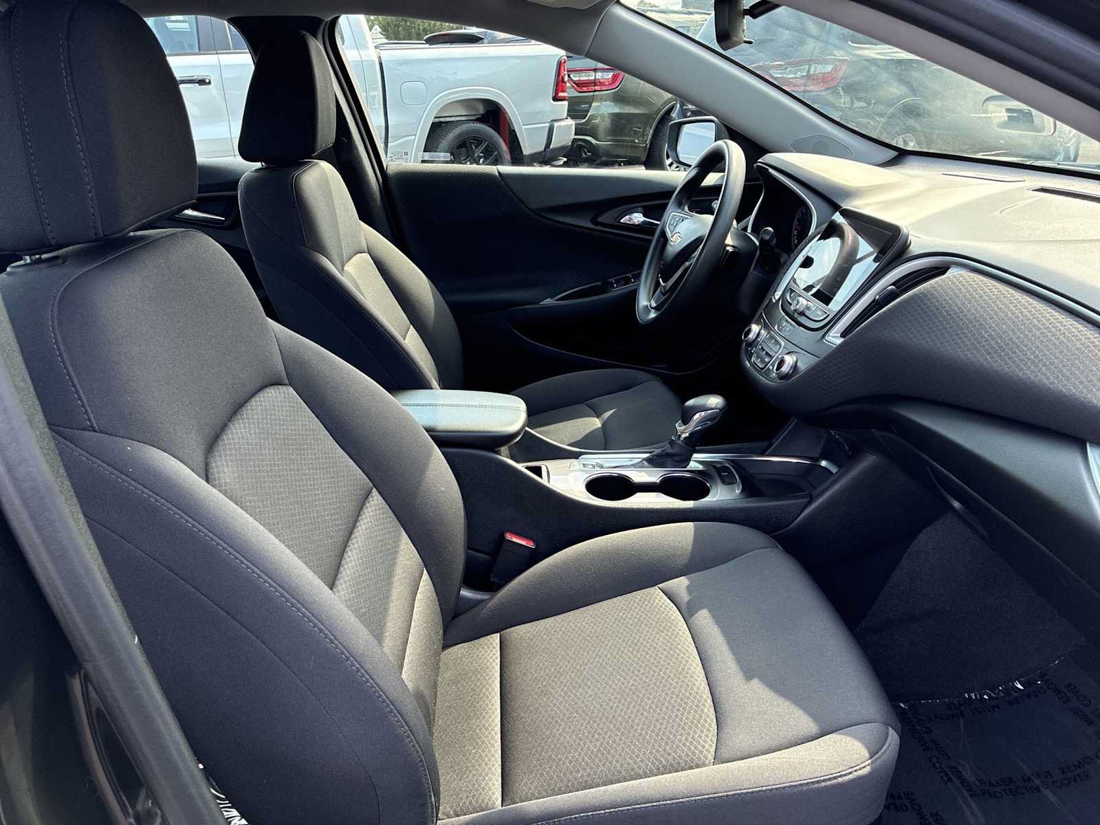 Used 2023 Chevrolet Malibu LT FWD image 24