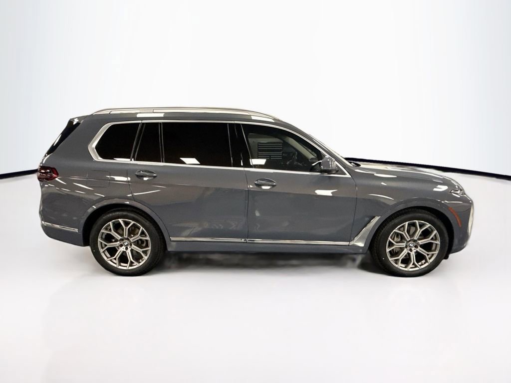 Certified 2024 BMW X7 xDrive40i w/ Premium Package image 4
