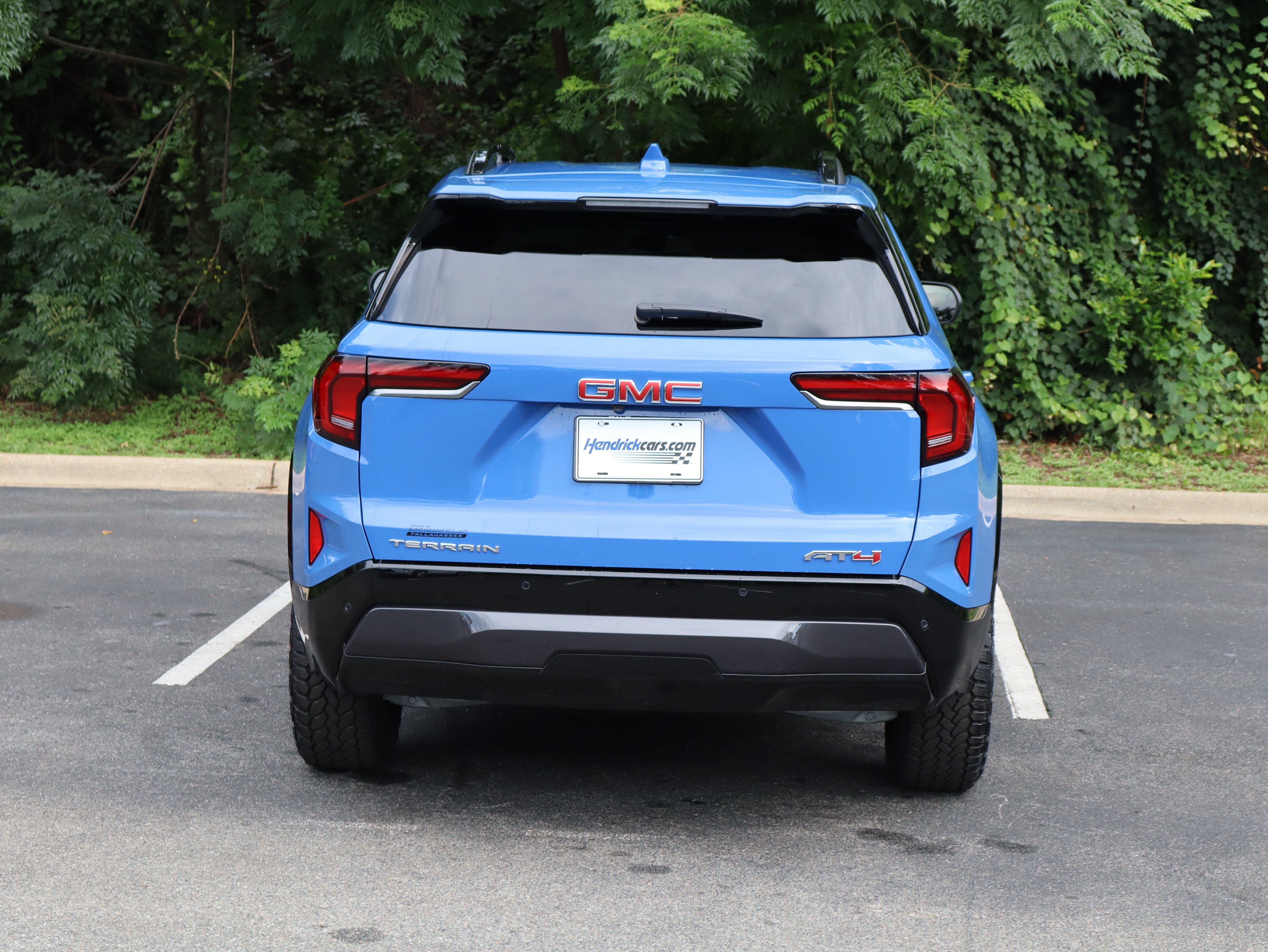 Used 2026 GMC Terrain AT4 w/ Convenience Package III AWD/4WD image 9