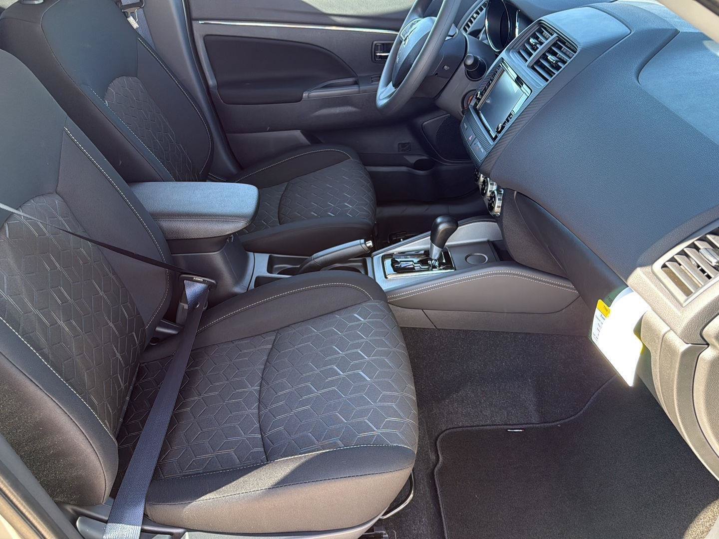 New 2027 Mitsubishi Outlander Sport FWD image 30