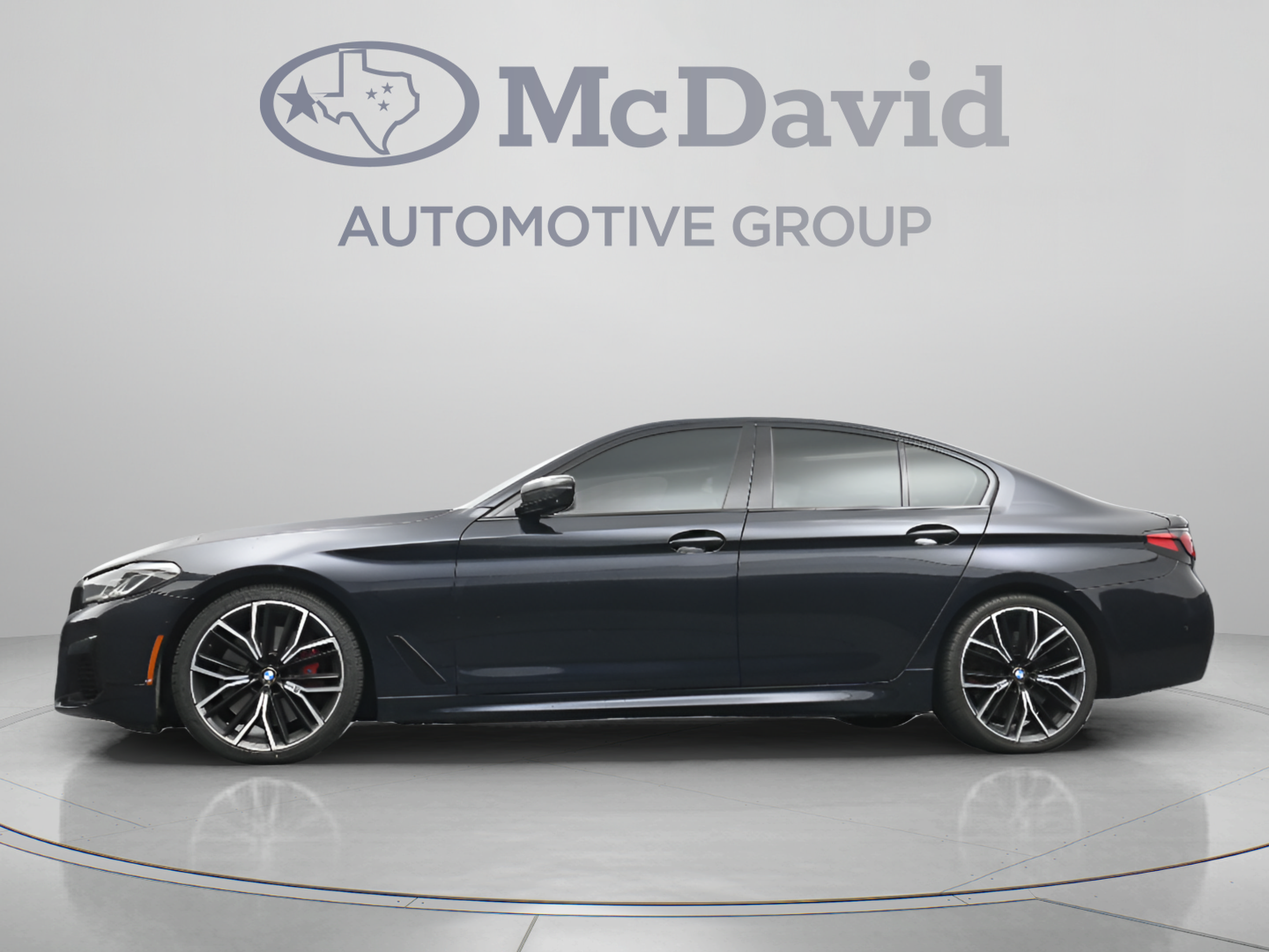 Used 2022 BMW M550i xDrive w/ Dynamic Handling Package AWD/4WD image 28