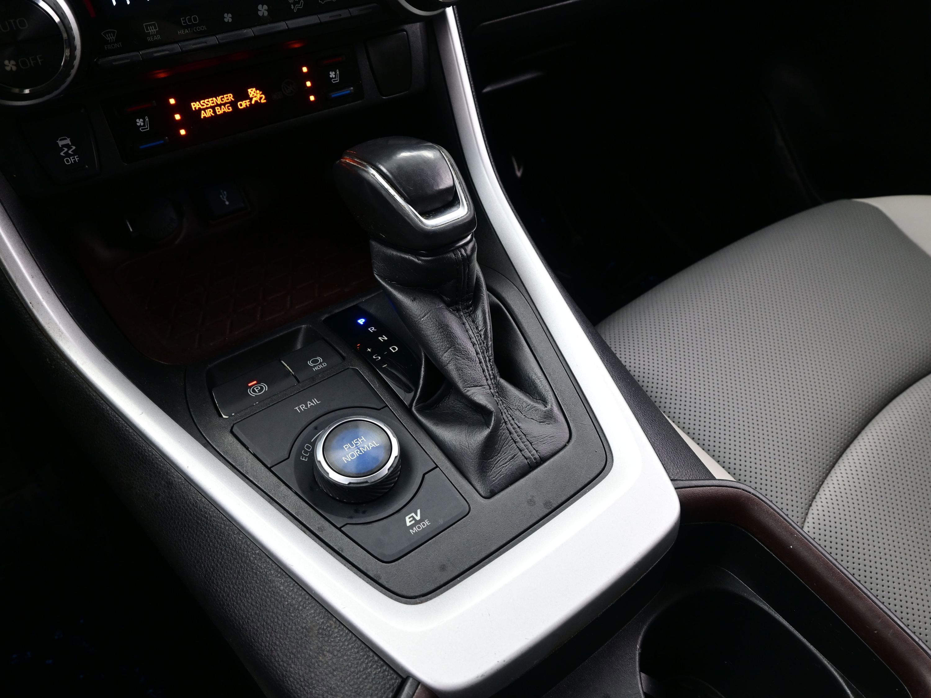 Used 2021 Toyota RAV4 Limited w/ Limited Grade Weather Package image 22