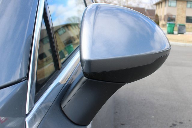Used 2022 Buick Envision Essence w/ Safety Package image 7