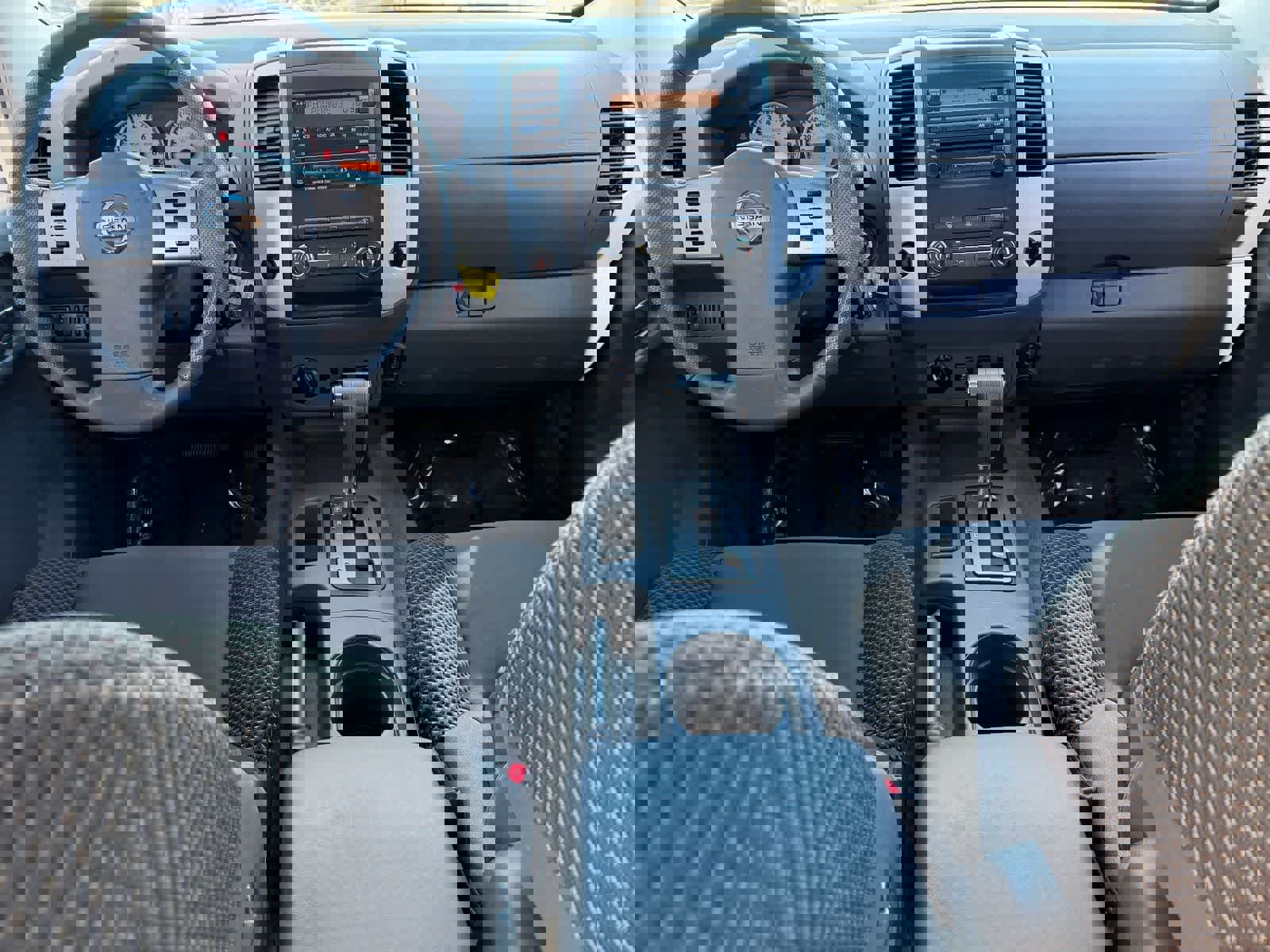 Used 2012 Nissan Frontier SV w/ Sport Appearance Pkg image 16