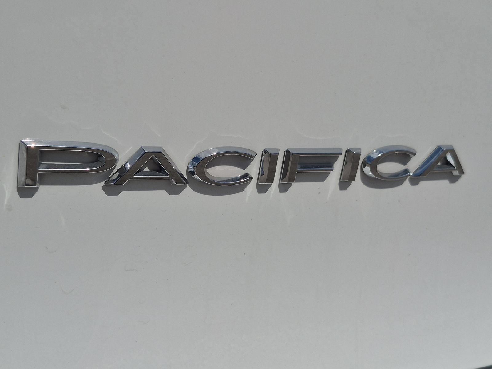 Used 2025 Chrysler Pacifica Select FWD image 29