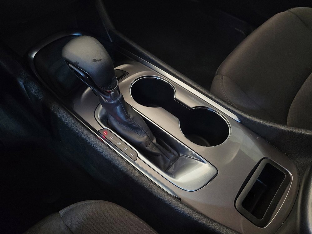 Used 2021 Chevrolet Malibu LT image 26