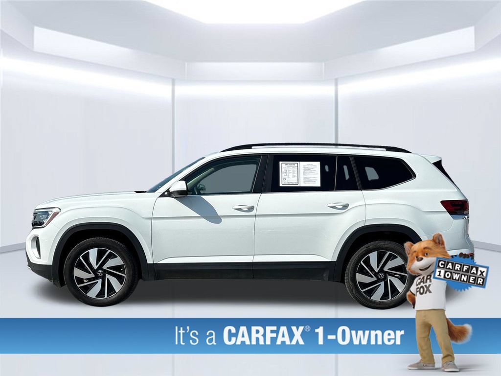 Used 2025 Volkswagen Atlas SE FWD image 3